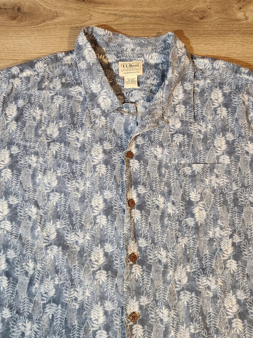 LL Bean Vintage Hawaiian Shirt Mens XL Palm Trees Floral Blue